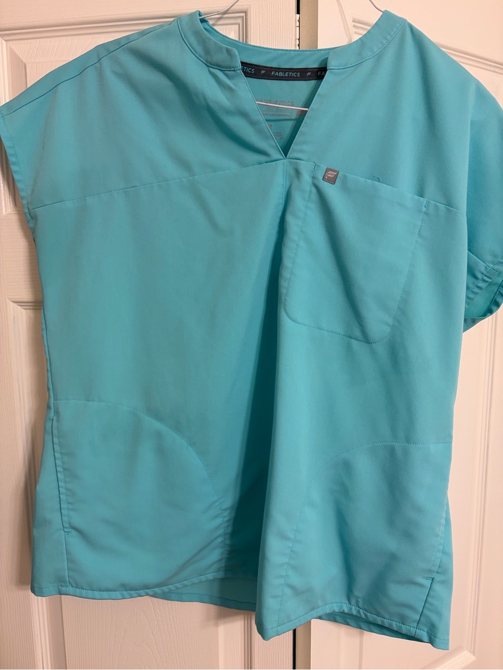 Fabletics Women's Teal scrub set